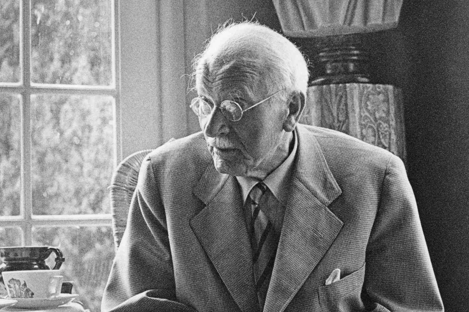 Carl Jung ve Rüyalar: Derin Bilinçaltına Bir Yolculuk